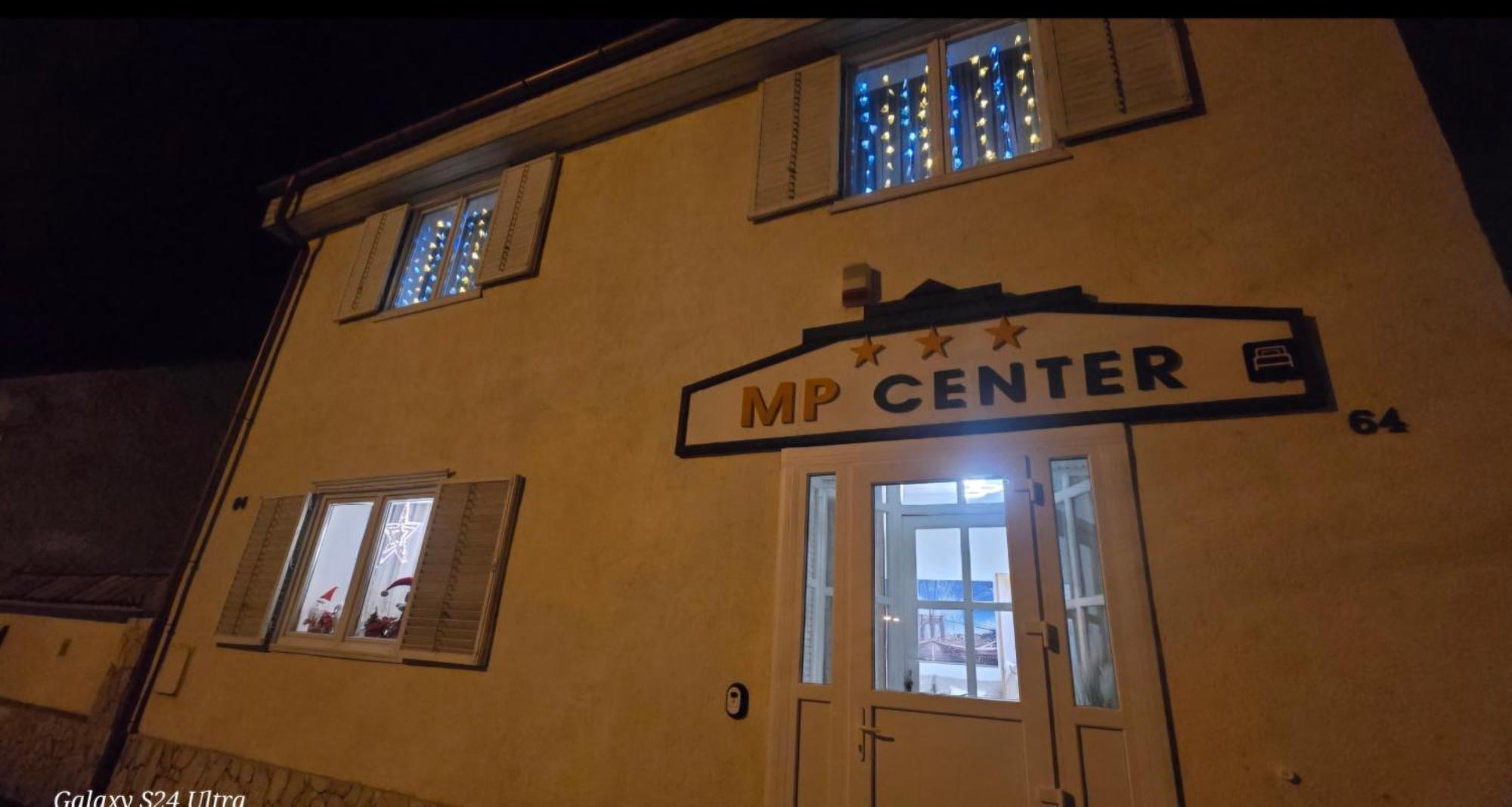Mp Center Maganszallas ミシュコルツ エクステリア 写真